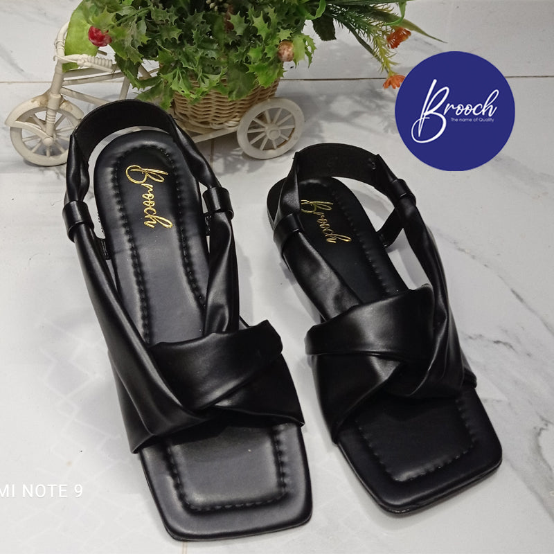 FB-897 Black Flat Slippers Twisted Design